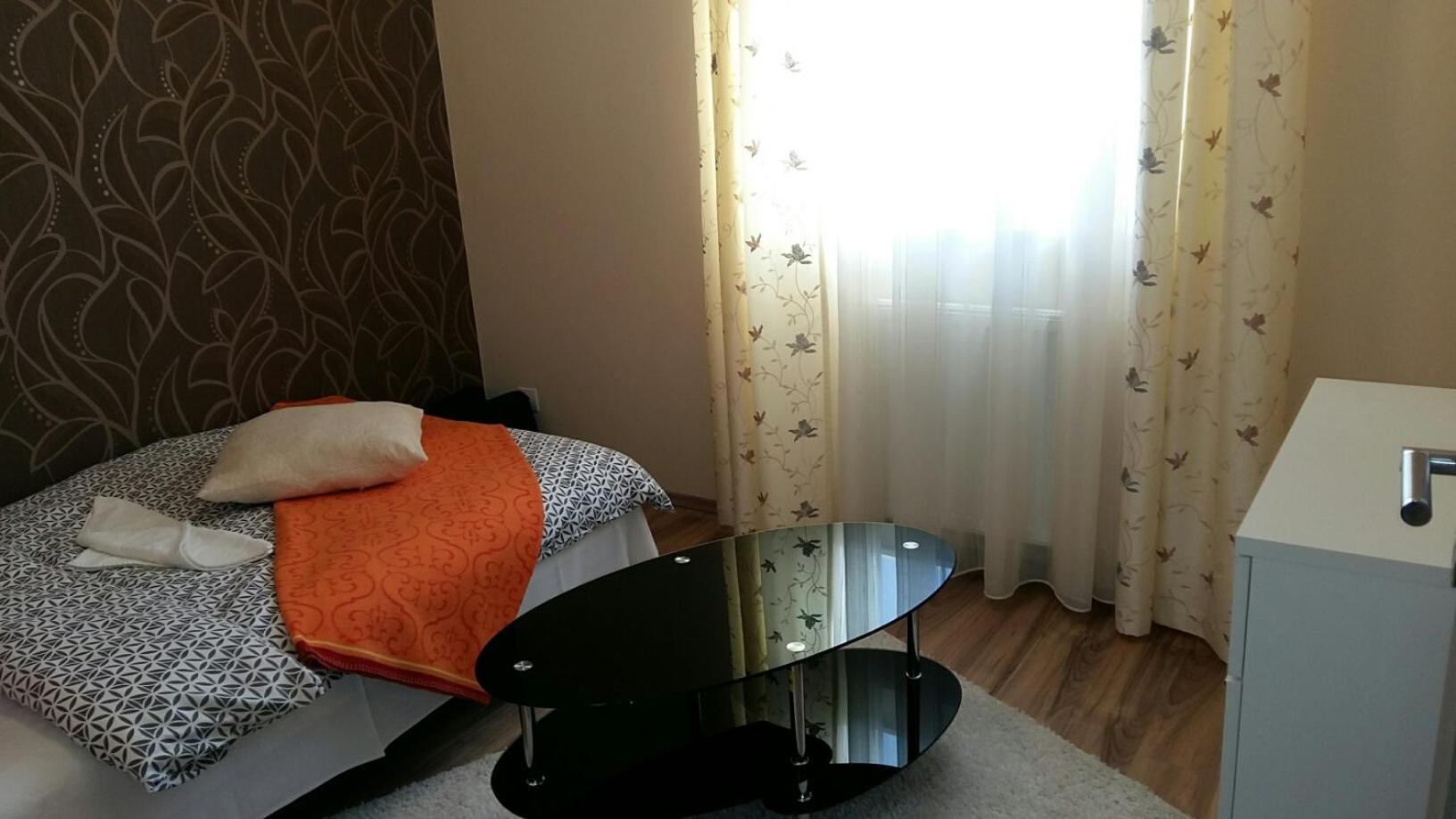 Isabell Apartments Gyor Luaran gambar