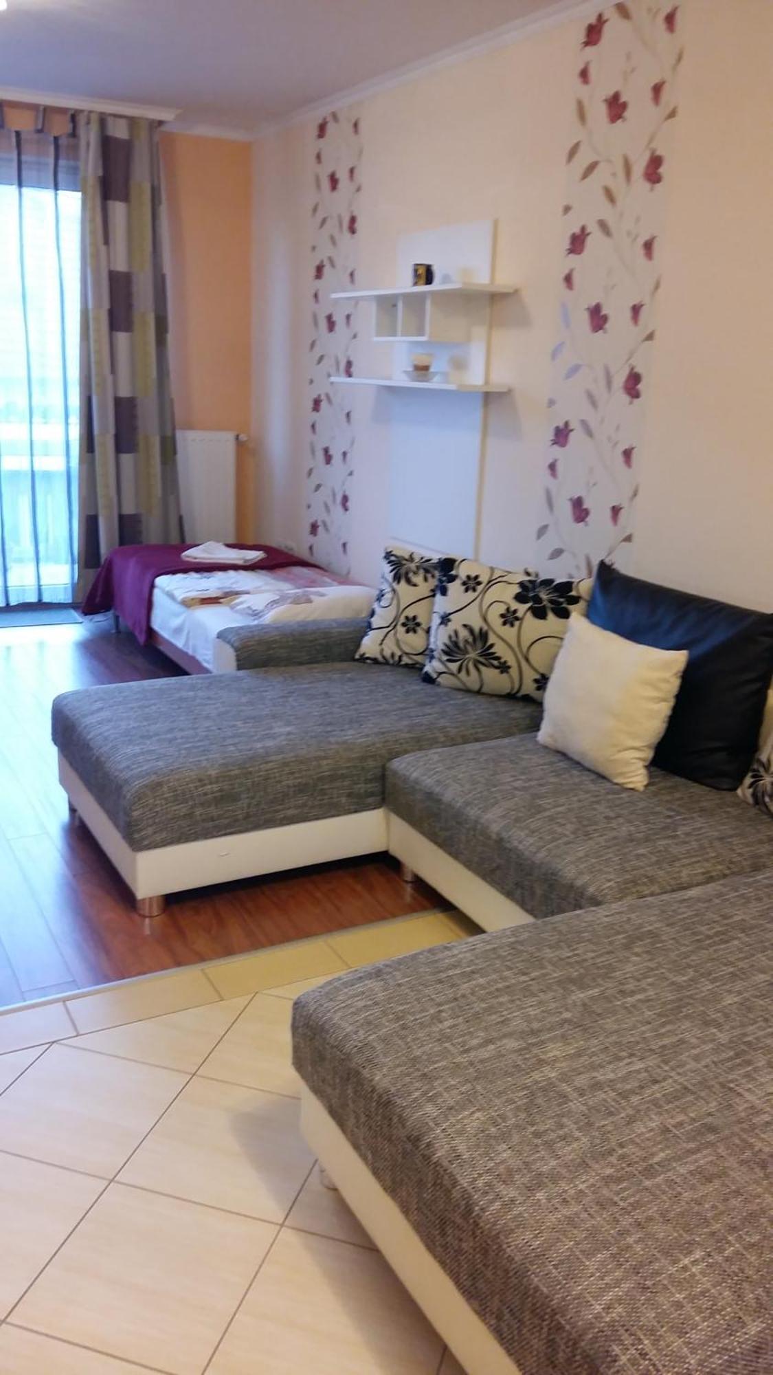 Isabell Apartments Gyor Luaran gambar
